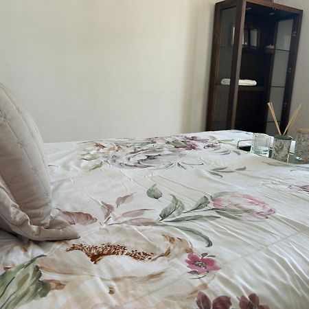 Comfortable Room Newbridge  Eksteriør billede